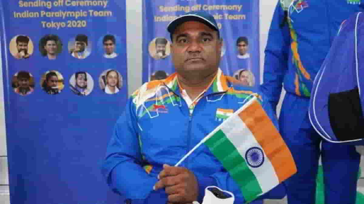 discus throw Sports Digest