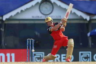 AB de Villiers joins RCB Camp in Dubai