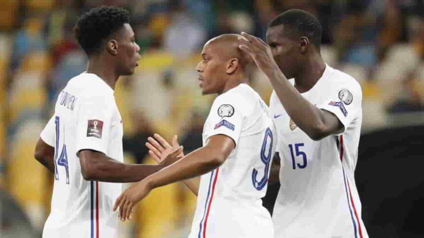 France drop points against Ukraine
