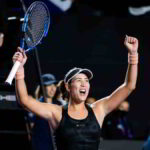 Garbiñe Muguruza beat Anett Kontaveit in 2021 WTA Finals