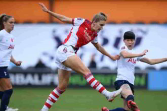 Tottenham Hotspur vs Arsenal in 2021–22 FA Women’s Super League