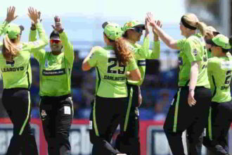 Sydney Sixers vs Sydney Thunder in WBBL|07