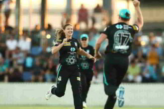 Brisbane Heat beat Sydney Sixers by 3 wickets in WBBL|07