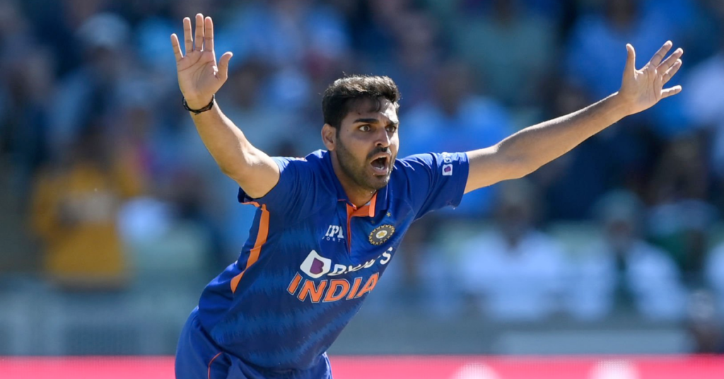 Top 5 Bowlers with most wickets in IPL history