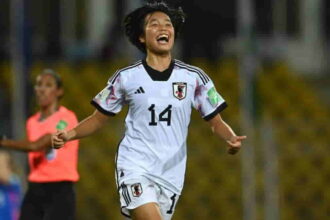 China out of contention after loss to Spain