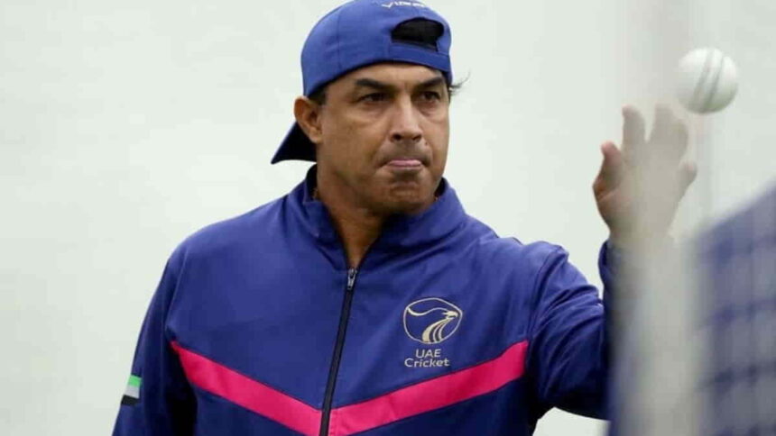 UAE head coach Robin Singh