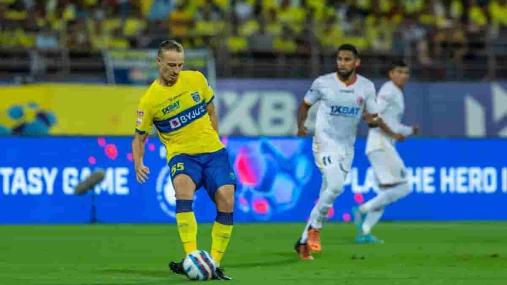 ISL 2022/23 Kerala Blasters beat East Bengal 31 in season opener