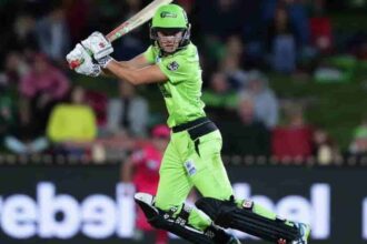 Smriti Mandhana is one of my favourite left-handers to watch