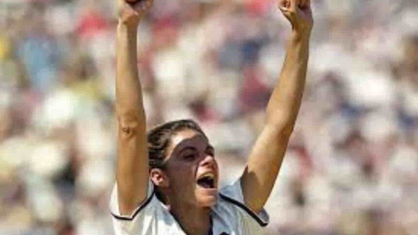 Mia Hamm - Women's Football