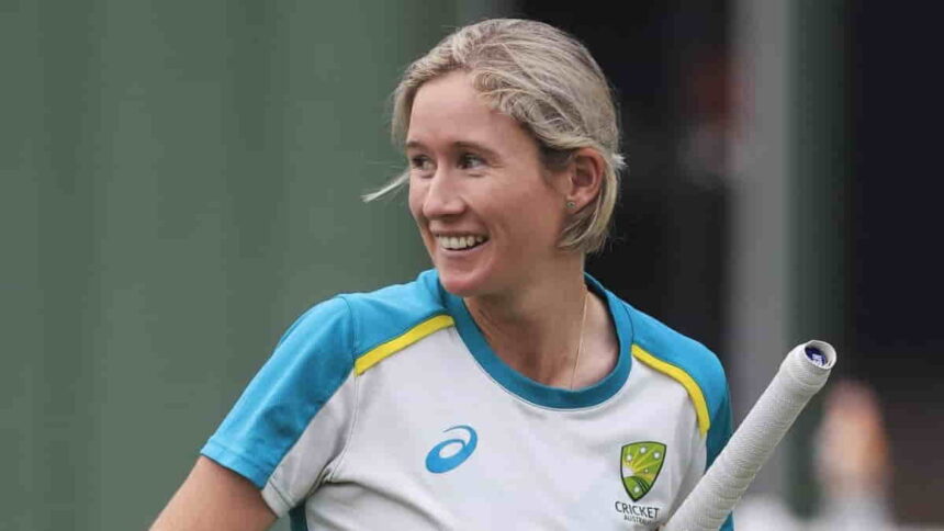 Australia batter Beth Mooney declared fit for Ashes Test after surgery on fractured jaw.