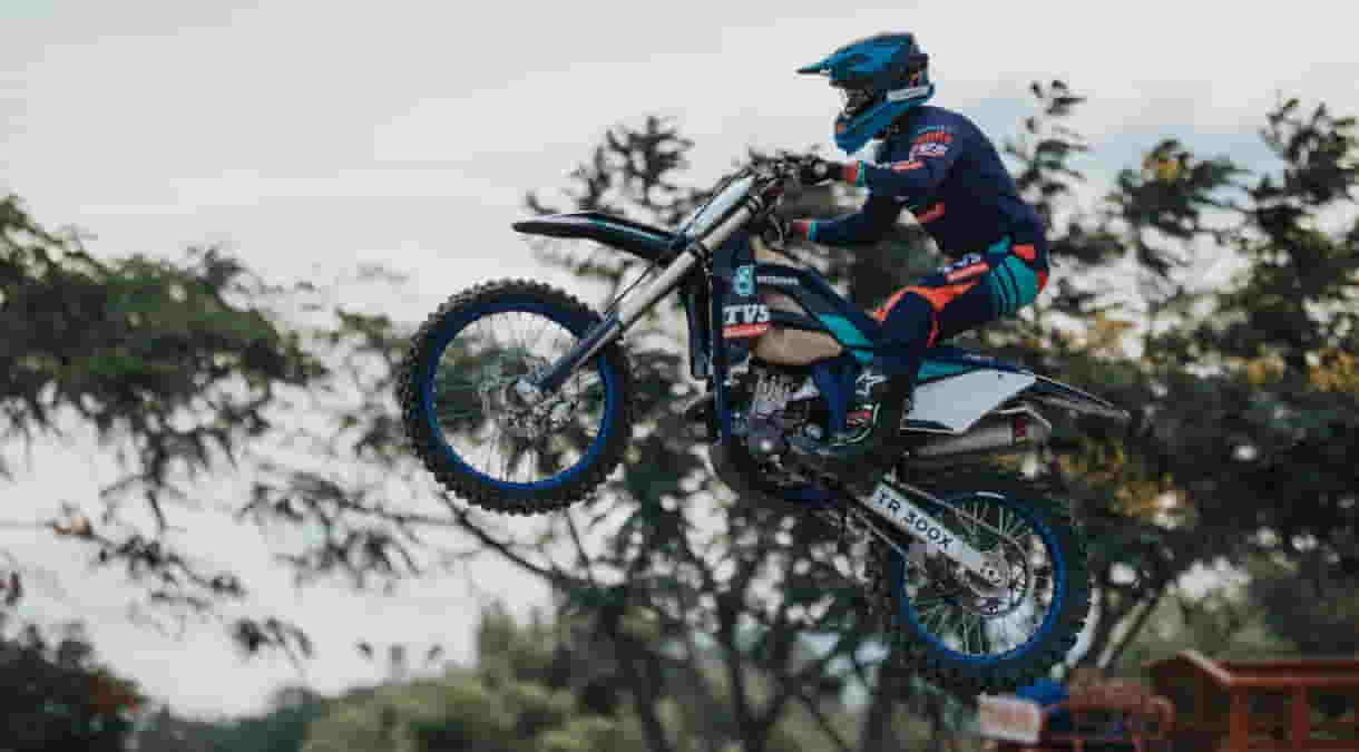 PETRONAS TVS Racing eyes consecutive supercross victory; announces its 9 racer squad for Indian Nationl Supercross
