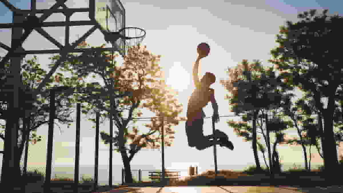 What are the most common types of basketball infringement_