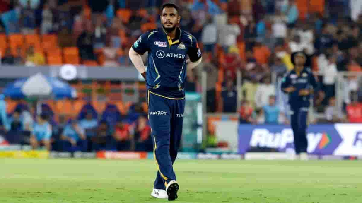 'Chin up, lad... You're a champion', KKR deliver heartwarming message to Yash Dayal after Rinku walks away with a win