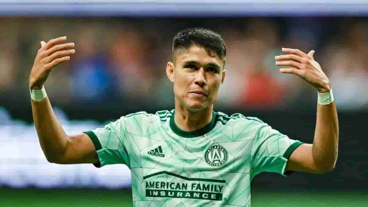 Flamengo sign forward Araujo from Atlanta.