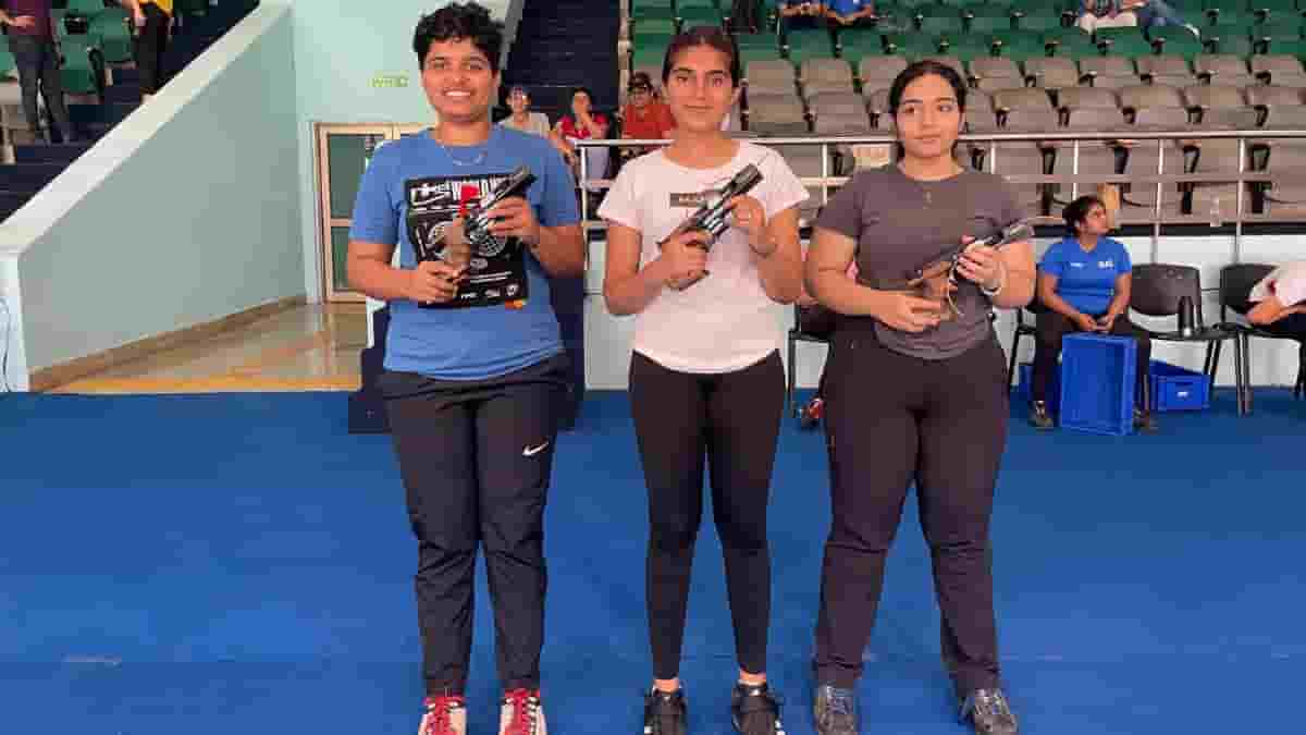 Himanshu, Sift and Esha register wins in shooting trials