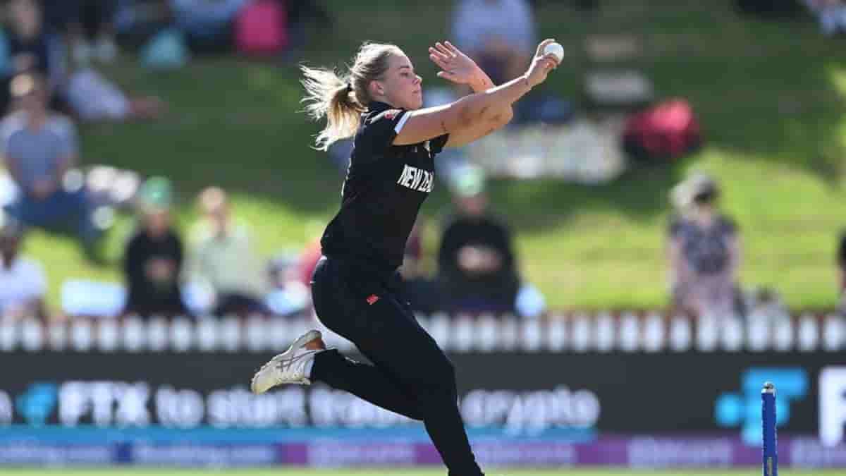 Leigh Kasperek replaces injured Jess Kerr in White Ferns squad for Sri Lanka tour.(pic credit New Zealand Cricket)