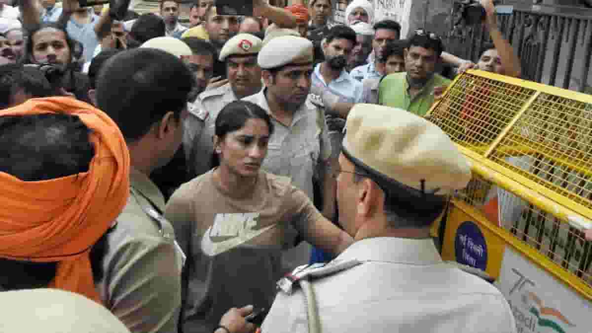 CVoter Survey: Majority not satisfied with Delhi Police on wrestlers' complaints