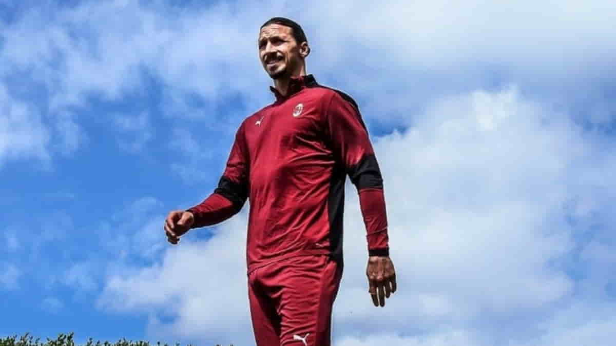 Ibrahimovic announces retirement from football