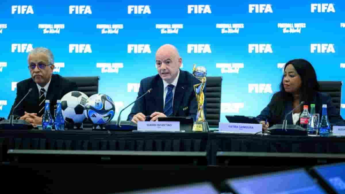 FIFA lifts Zimbabwe ban