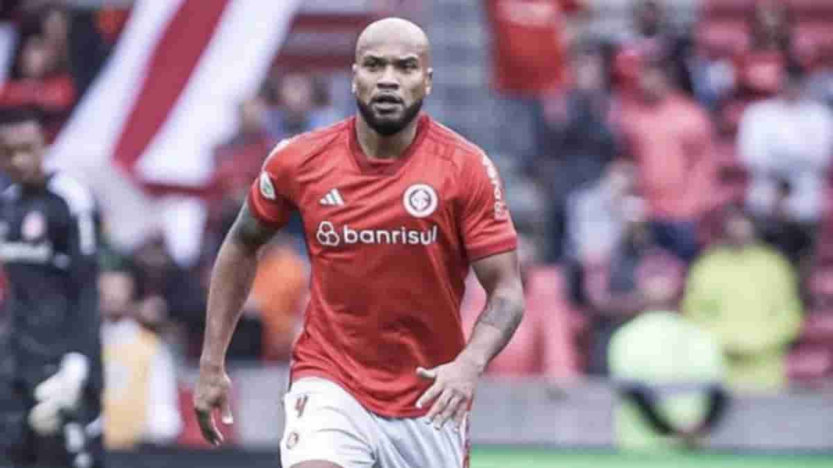 Football: Internacional's Moledo Suspended After Positive Doping Test