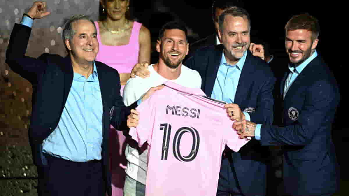 Lionel Messi breaks this record of Cristiano Ronaldo