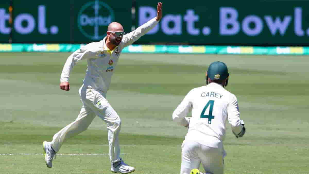 Nathan Lyon to play for Melbourne Renegades in a three-year deal starting from BBL season 13