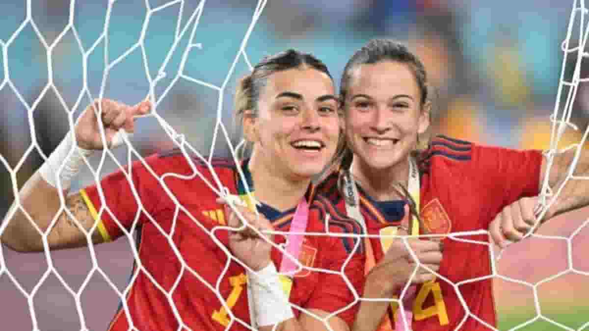 Spanish coach says World Cup trophy belongs to all players (Photo: Xinhua)