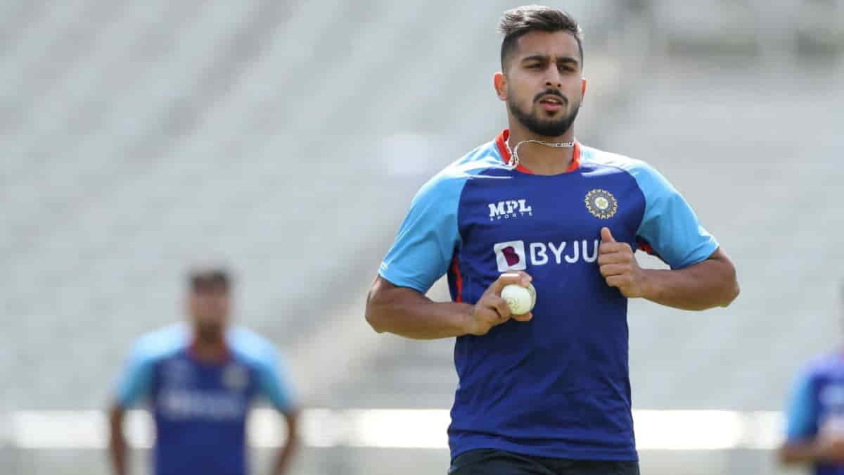 Umran Malik Ruled Out of IPL 2025: "KKR Replaces Him With..."