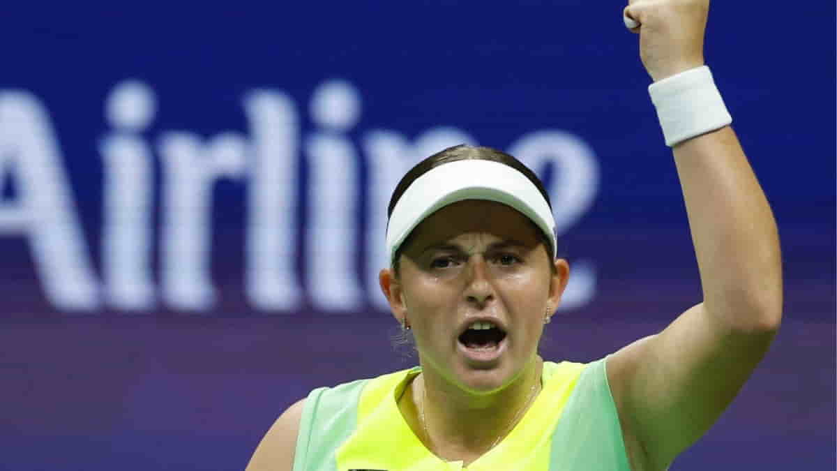 Jelena Ostapenko Ends Iga Swiatek's US Open Title Defense, Advances to Quarterfinals