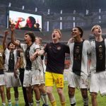 Learn how to describe the purpose of the image