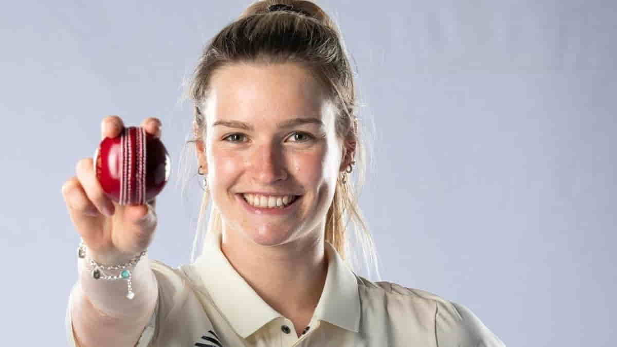 Lauren Bell: From Footballer To Pacer In Cricket
