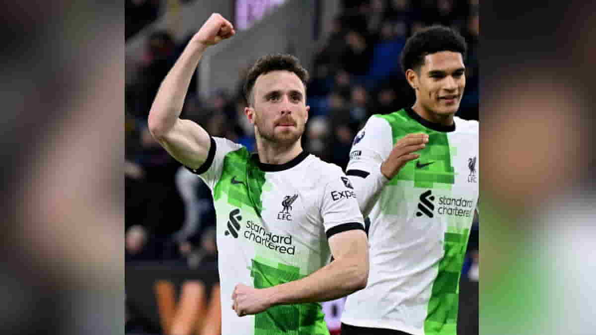 Liverpool's Commanding Win Propels Them to the Top of Premier League