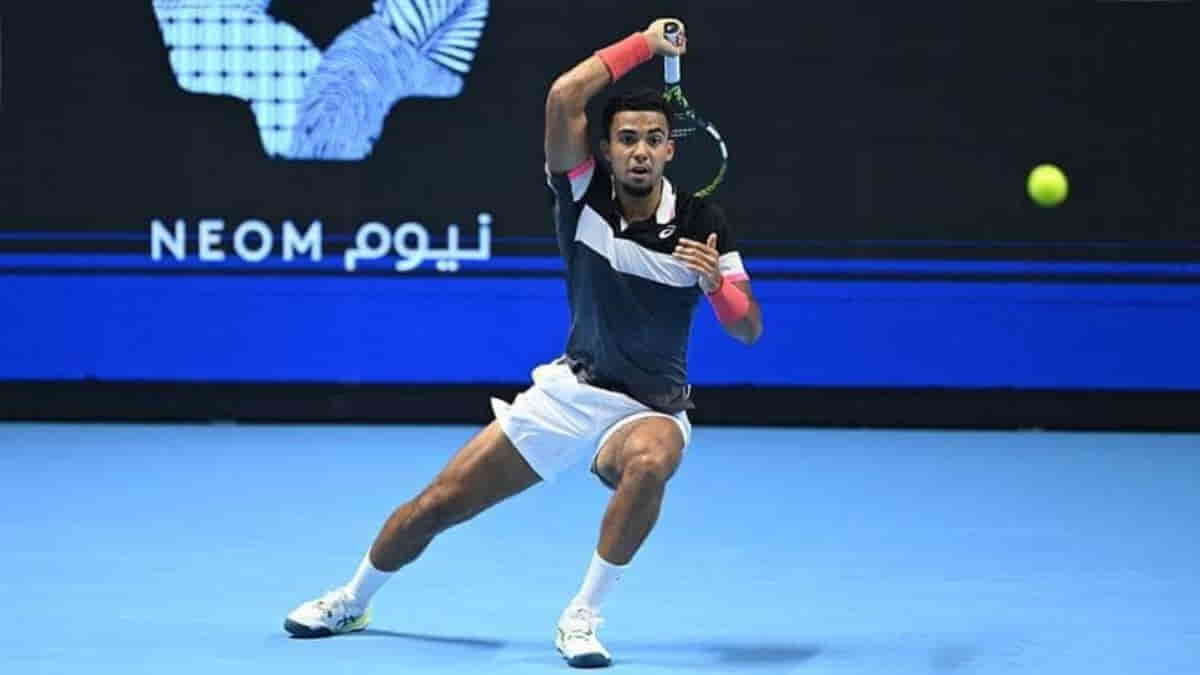 Dominic Stricker Advances to Next Gen ATP Semi-finals Despite Tough Battle