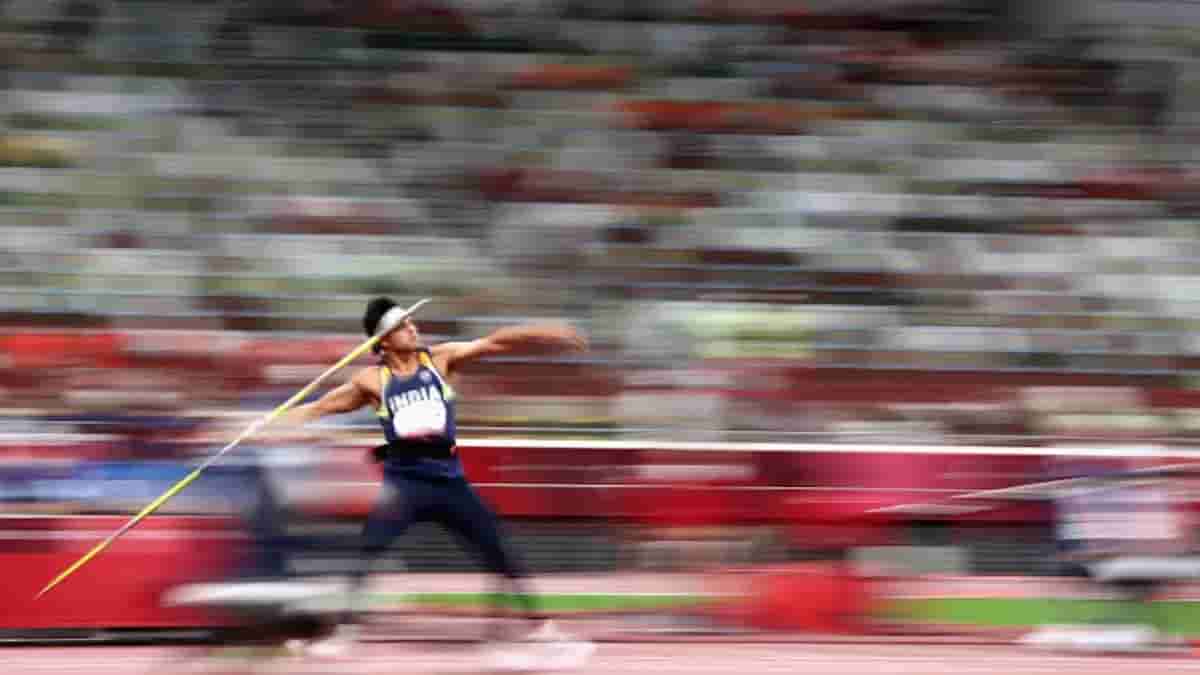 What is a javelin throw? What is its history and rules?
