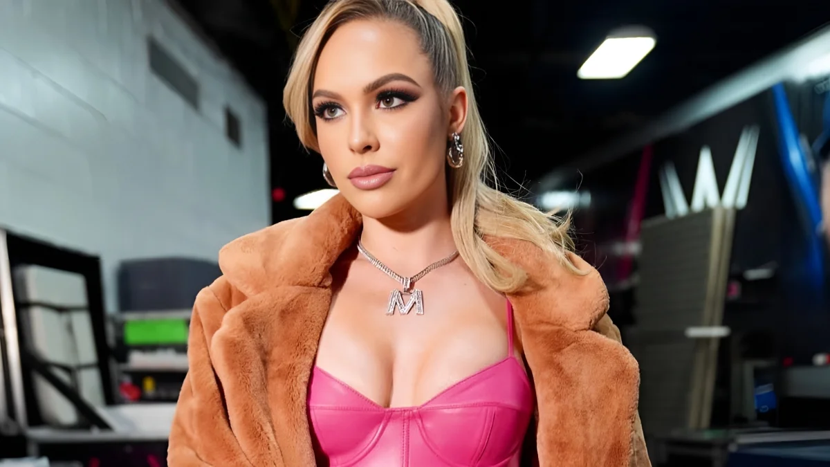 Top 10 Hottest Female Wrestlers of WWE