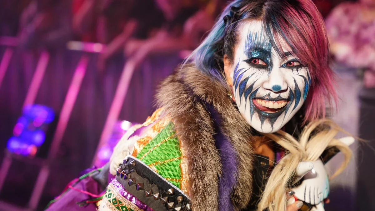 Top 5 Highest Paid Female WWE Wrestlers in 2024