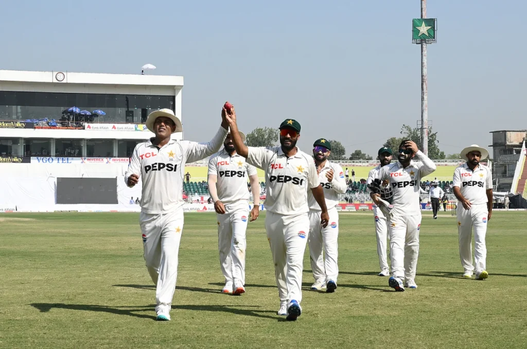 Pakistan Announces The Team For Australia Tour Without A Captain
