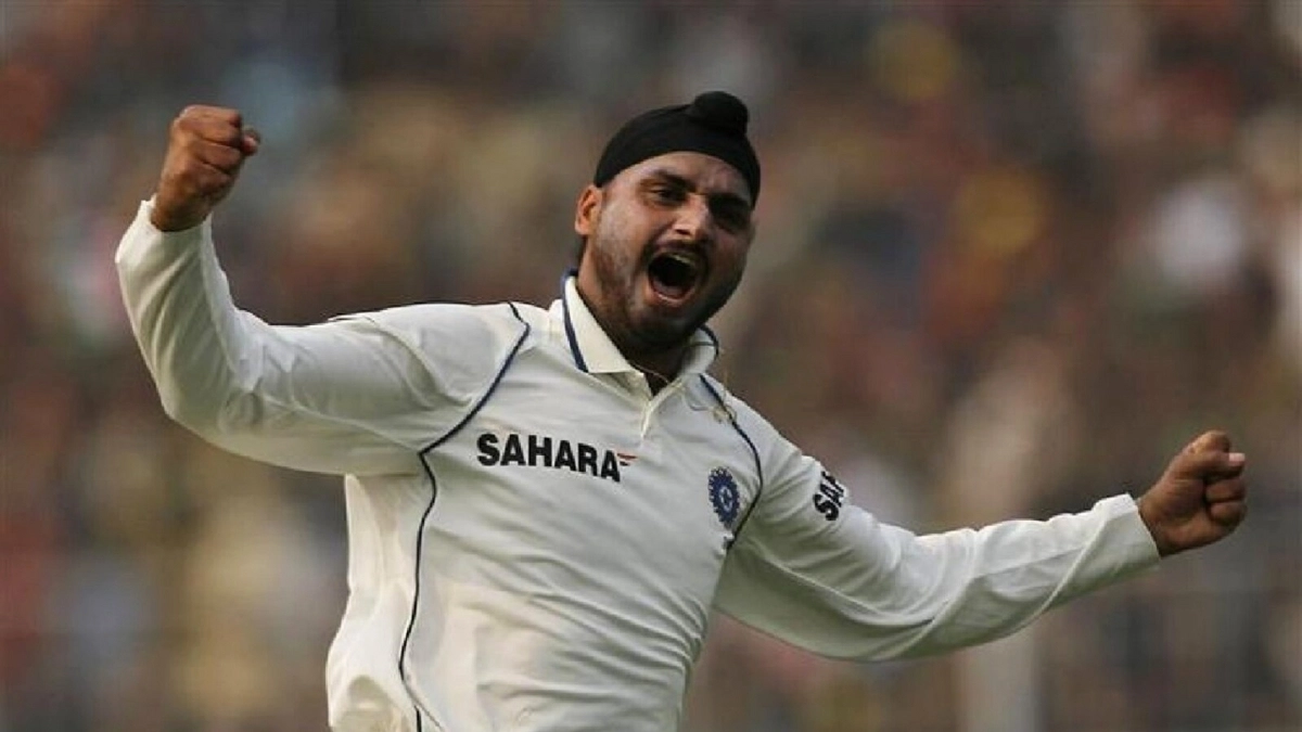 Test Record: Top 5 Bowling Performances By Indian Bowlers Against Australia