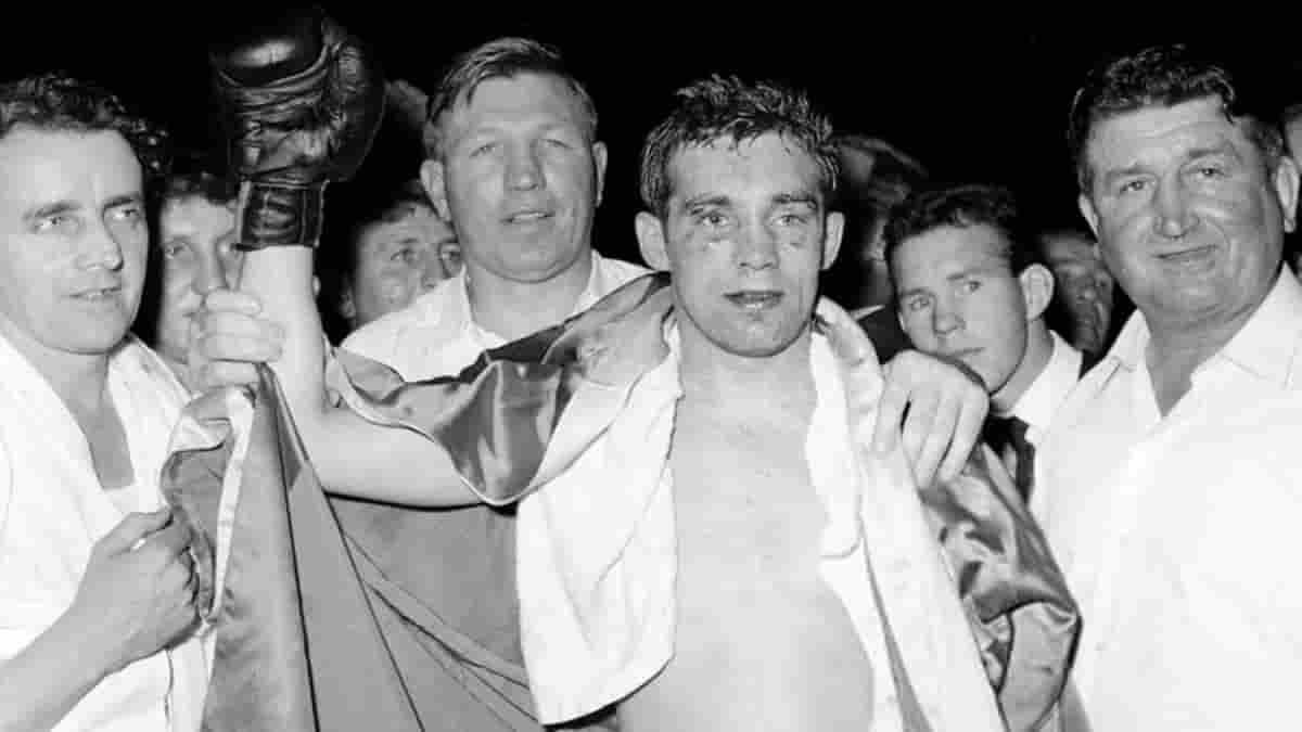 Top 10 Southpaws In Boxing 