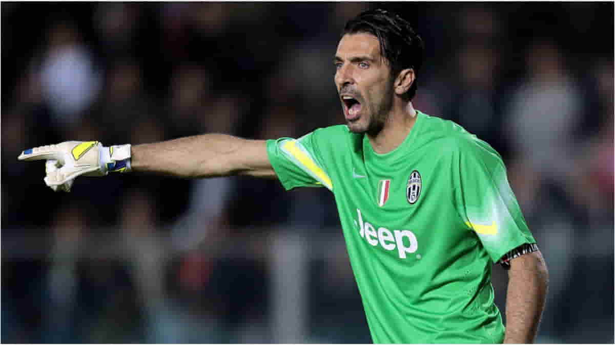 Best goalkeepers in football