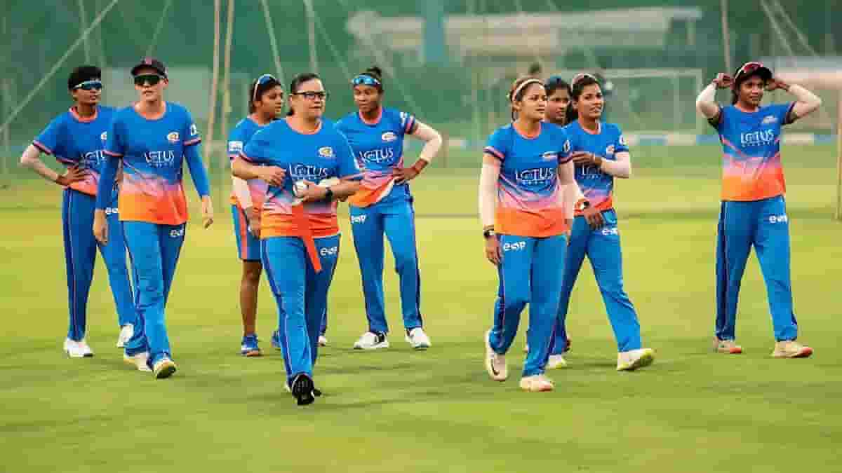 WPL 2025: Mumbai Indians Squad Ready To Conquer