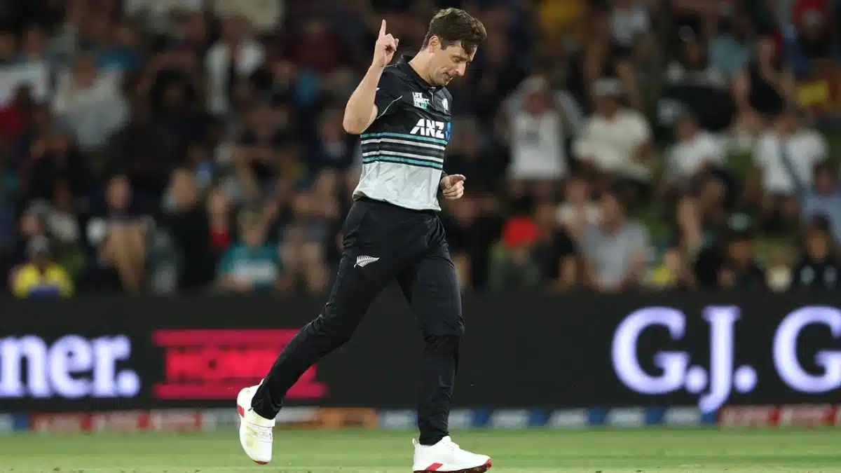 SL vs NZ: Bowler's Saves The Day For NZ By Defending 8 Runs (Credits- ESPN)