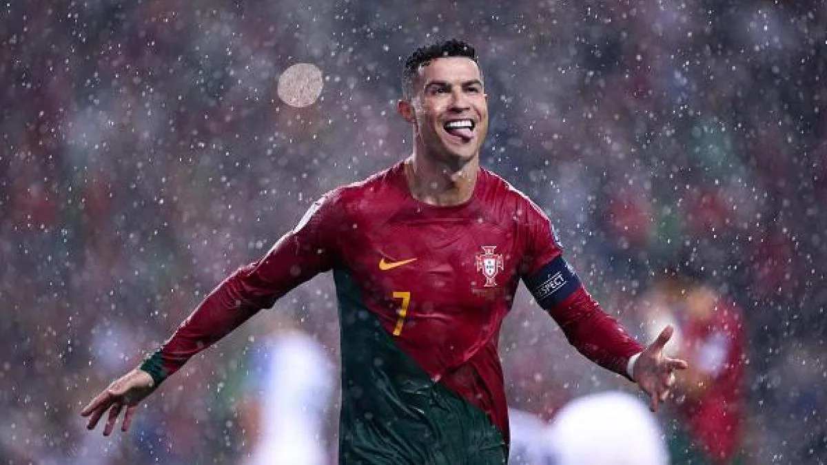 The Lesser Known Story Behind Cristiano Ronaldo's Jersey Number 7