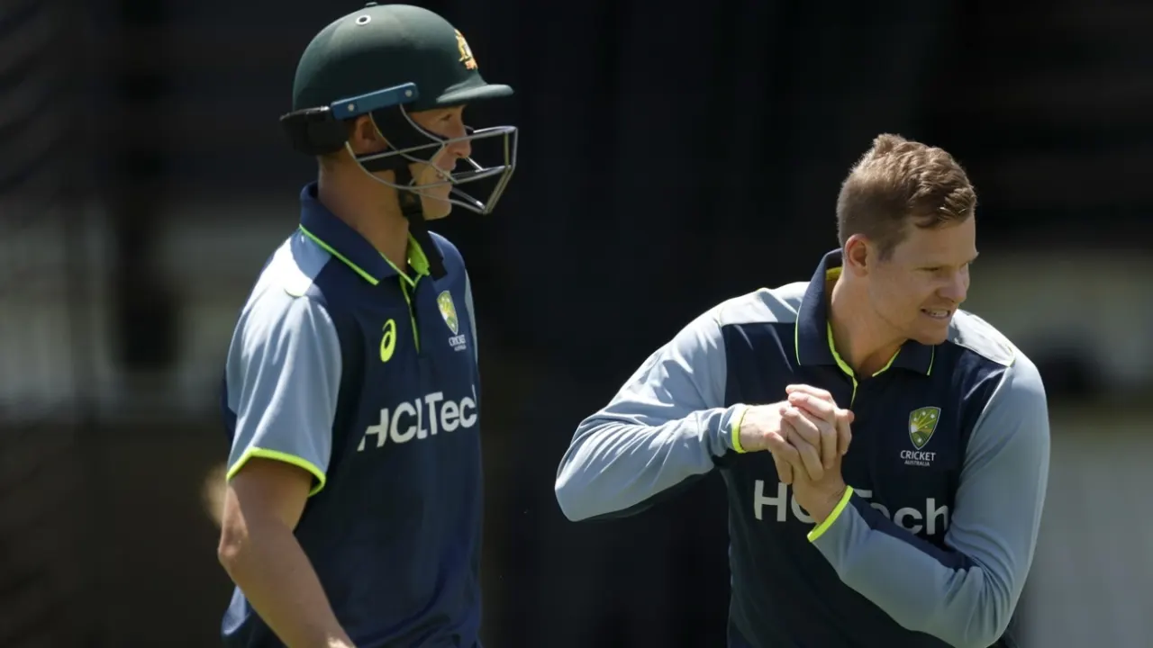 Steve Smith Rejoins Australian Squad After Elbow Injury Concern