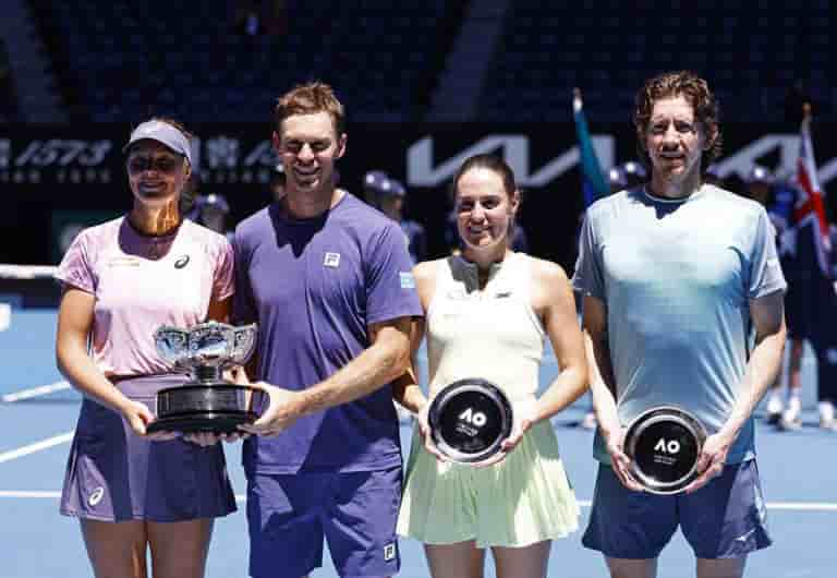 Australian Open 2025: Olivia Gadecki, John Peers Claim Mixed Doubles Title