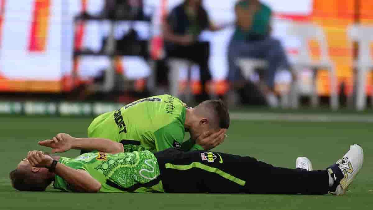 BBL: Sams And Bankcroft Ruled Out Of BBL Due To Collision