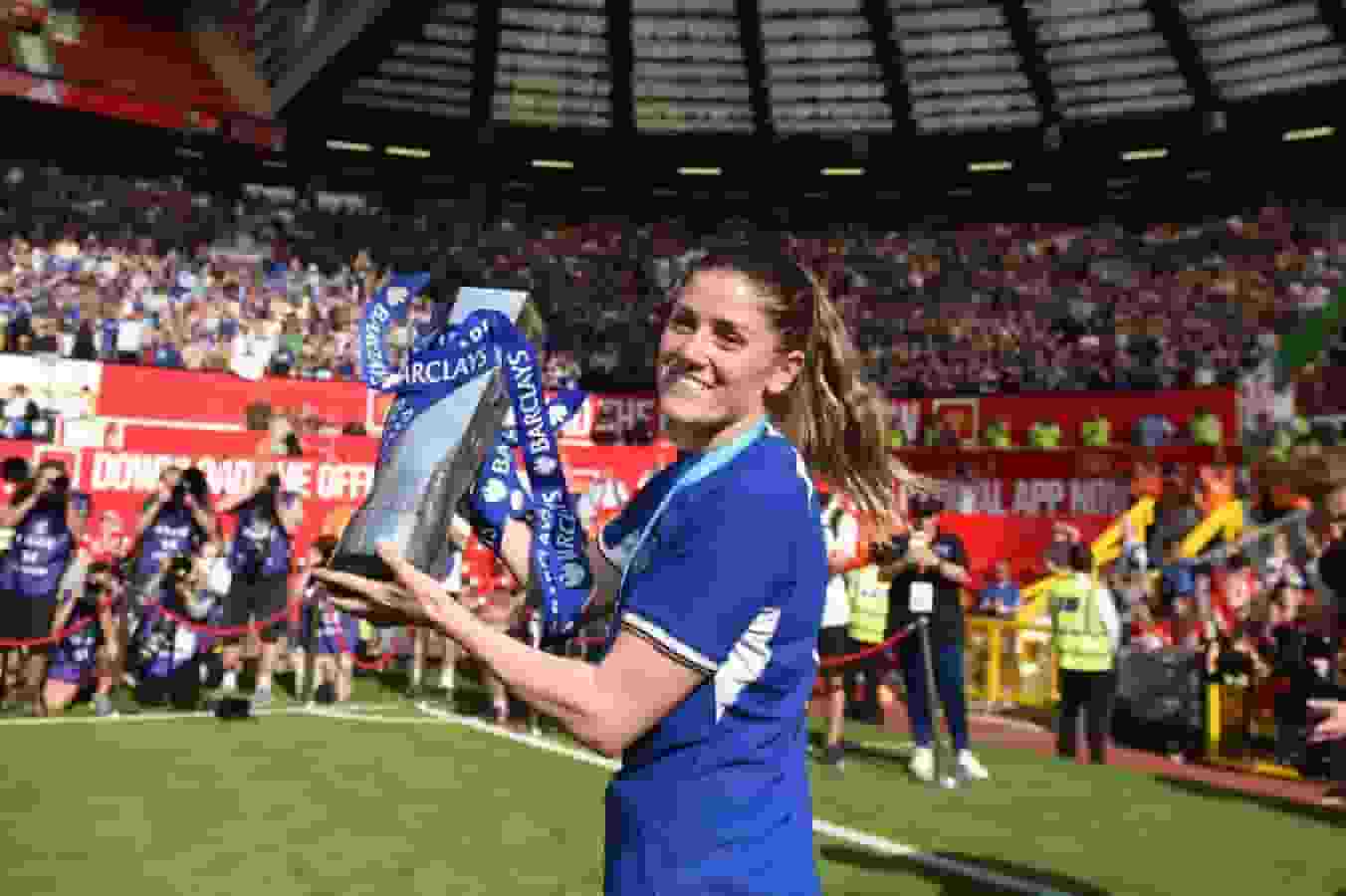 Everton Sign Norway Captain Maren Mjelde 