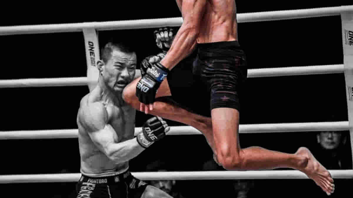 4 Flashy Moves In MMA