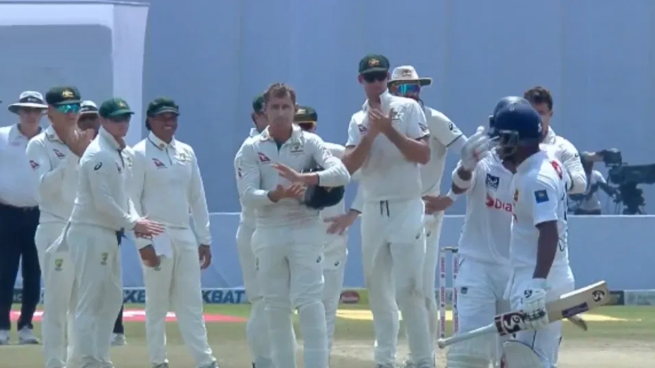 AUS vs SL: Australia Honors Dimuth Karunaratne In His Final Test Innings