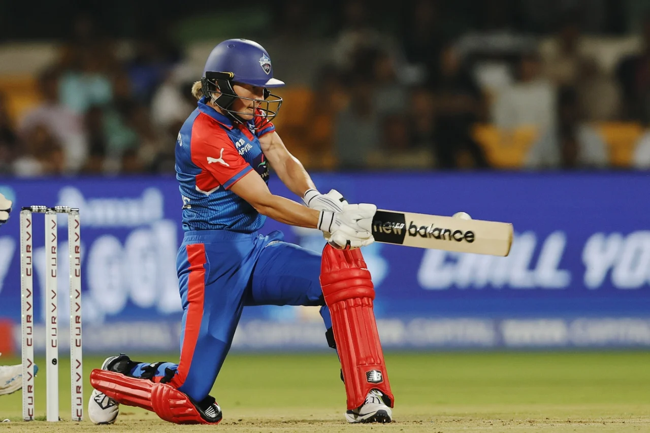 Meg Lanning batting, WPL 2025 Delhi Capitals match.
